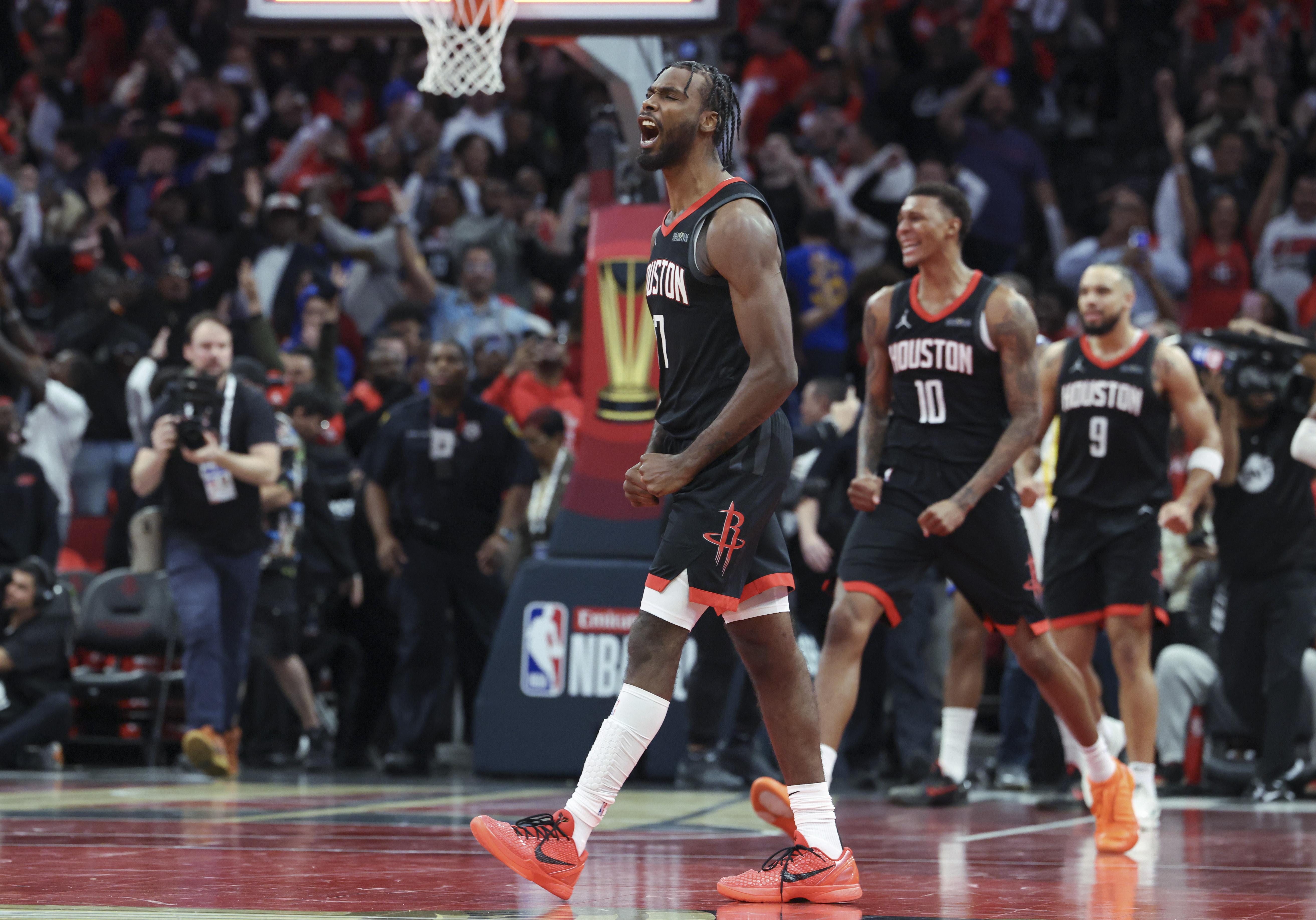 Iko：火箭不想失去伊森和小贾巴里 他俩是乌度卡战术体系重要部分