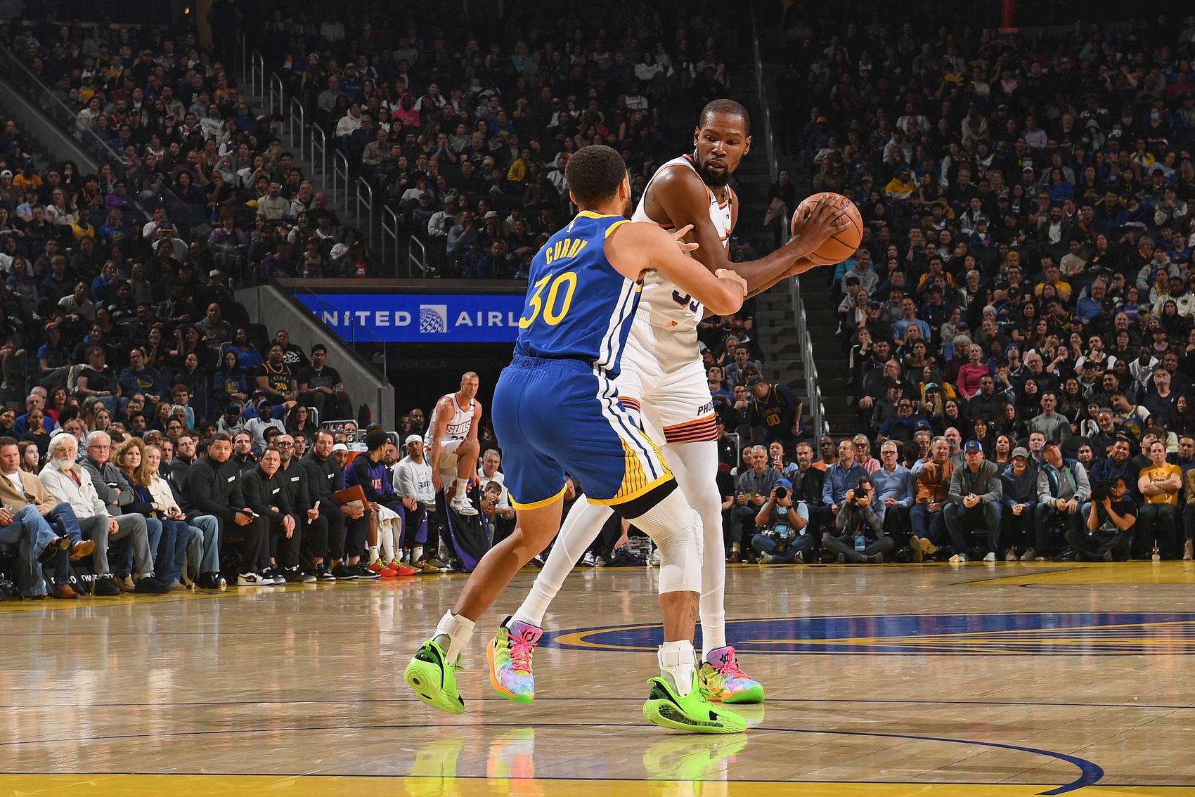 詹姆斯：有几人只要出手你觉得就会进 KD&amp;库里&amp;SGA&amp;小卡在列