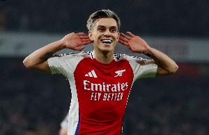 开云体育网页-图片报：拜仁将特罗萨德作为迪亚斯备选，埃贝尔与其经纪人关系好