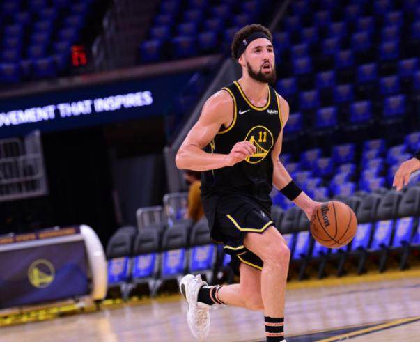 开云体育线上-汤普森存在圣诞前复出可能 拉科布：不会让他离开